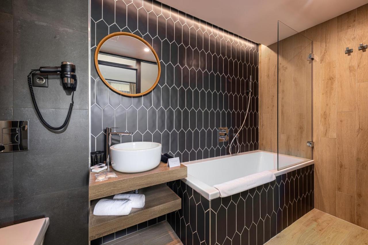 Avar Hotel Матрафюред Экстерьер фото