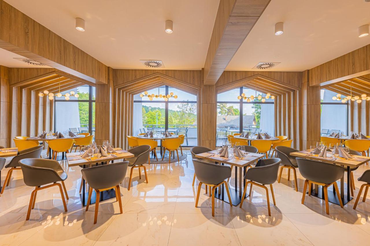 Avar Hotel Матрафюред Экстерьер фото